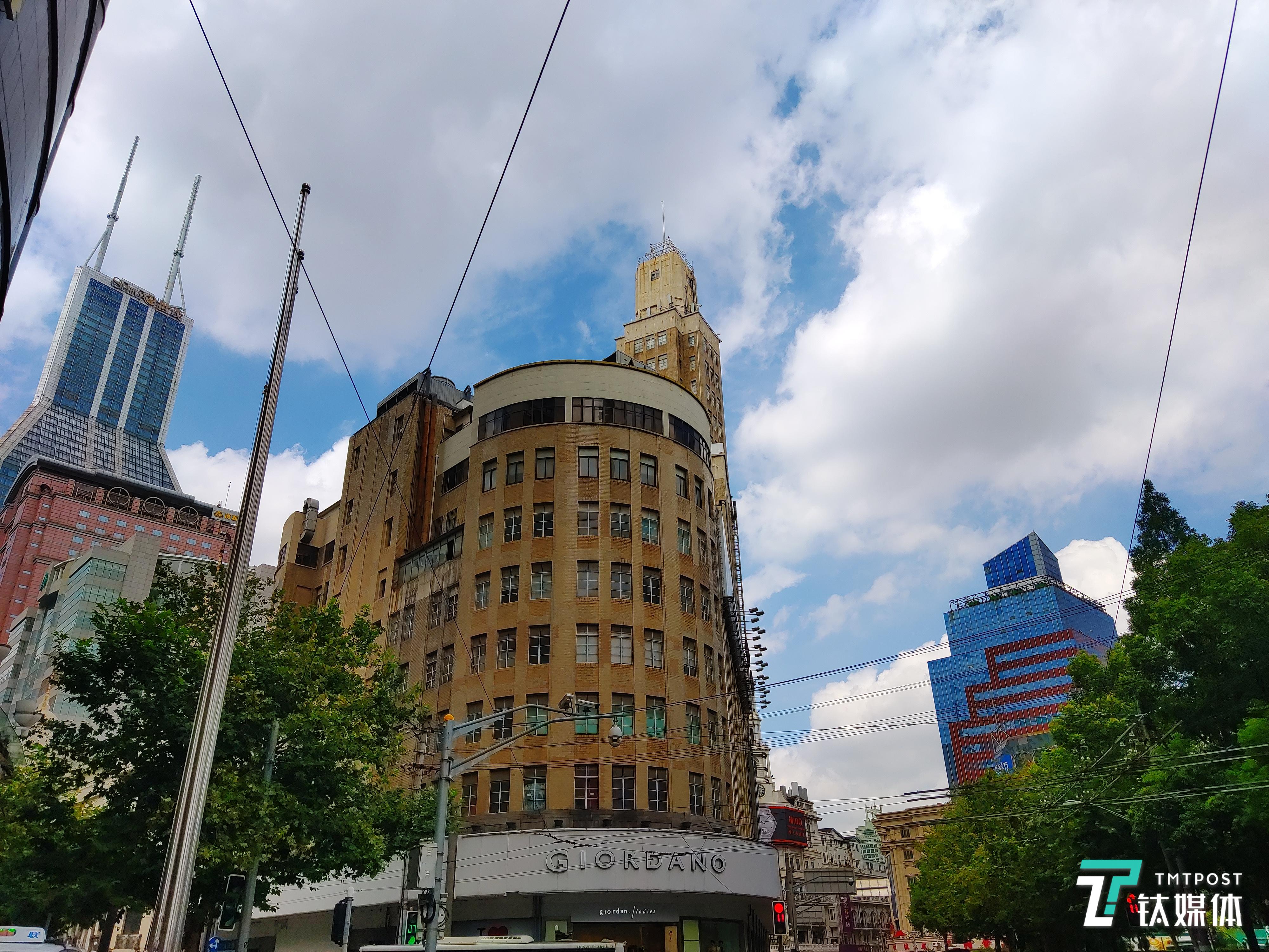 努比亚z20手机评测,努比亚z20和vivo双屏手机谁更好