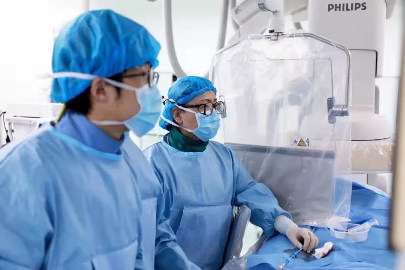 心肺复苏按压24小时,2020小儿心肺复苏按压频率及深度