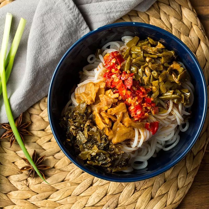 美好的米粉像少女的胸，但我们只能吃到硅胶？