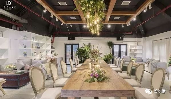 美心流心月饼特色,港华流心月饼和美心月饼哪个好吃