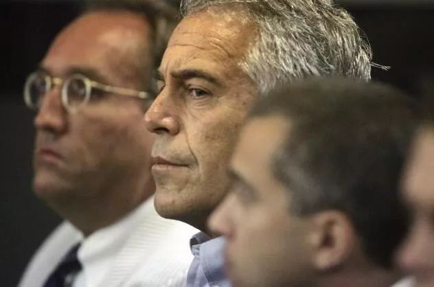 给图灵奖得主当“皮条客”的亿万富翁,与他操纵的科学网络