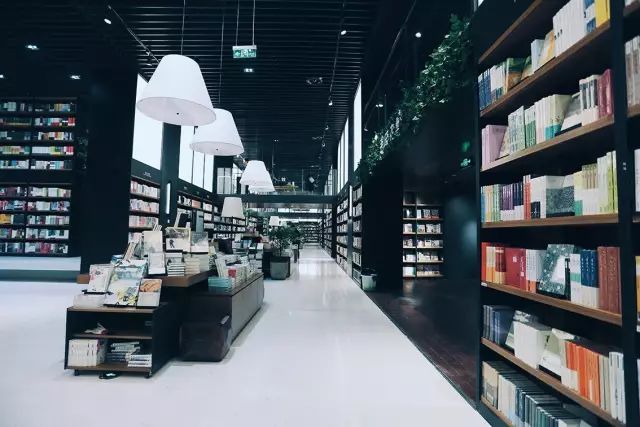 成都高新书店在哪里,成都高新科技路附近的书店