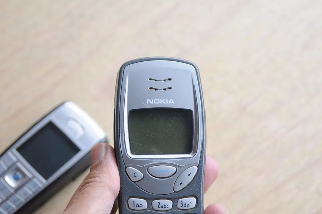 诺基亚有双卡双待的手机吗,待机28天诺基亚