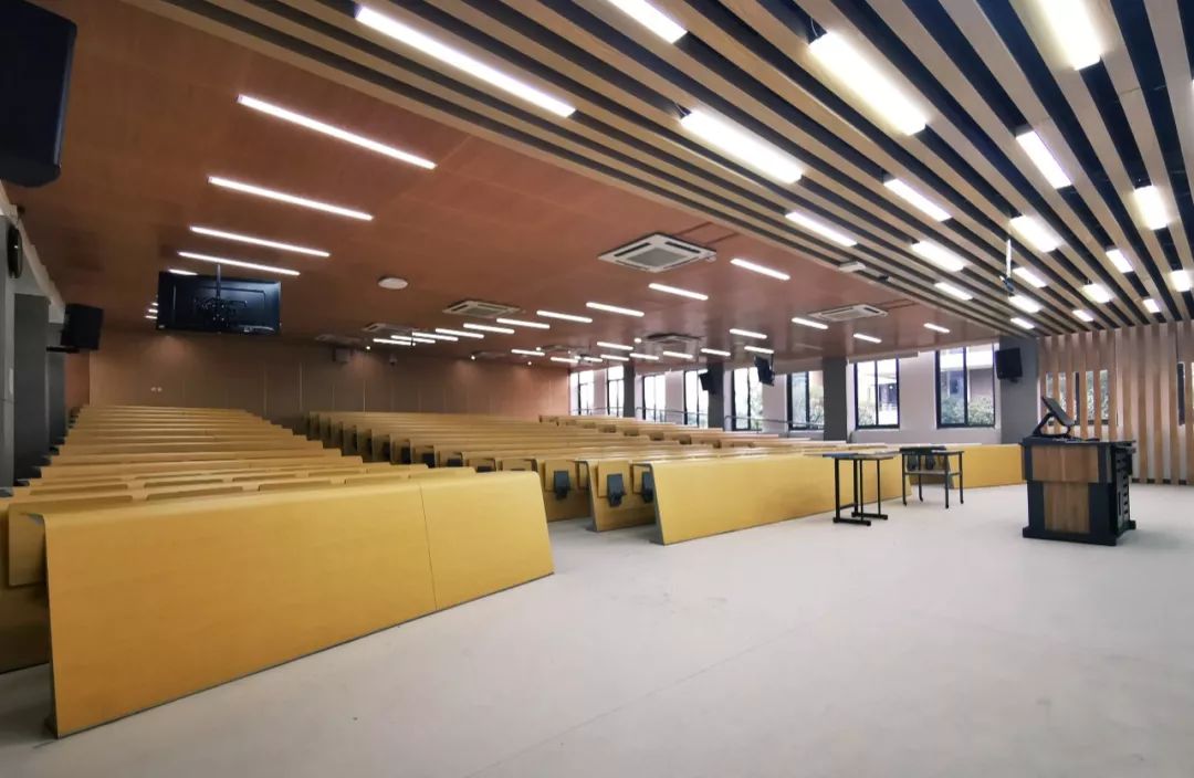 炫酷智能，科技感十足！川大“网红”教学楼又上新了