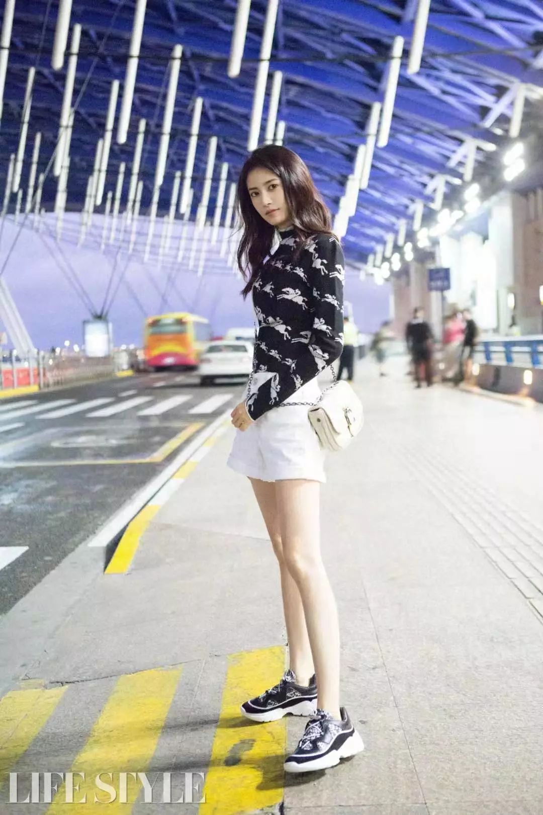 陈钰琪饭思思衣品 (陈钰琪米兰时装周秀衣品)