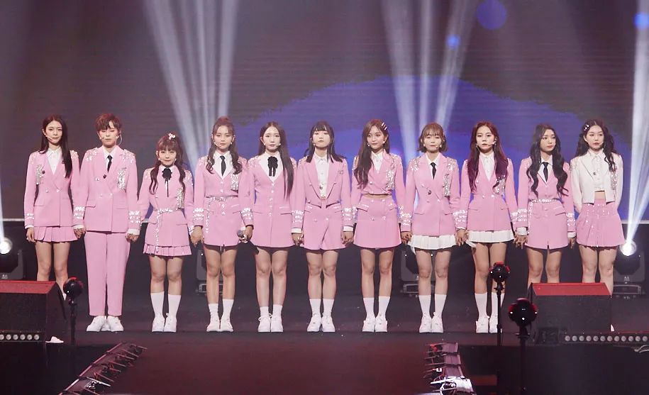 今年秋天一定要拥有1件的外套是它，不接受反驳