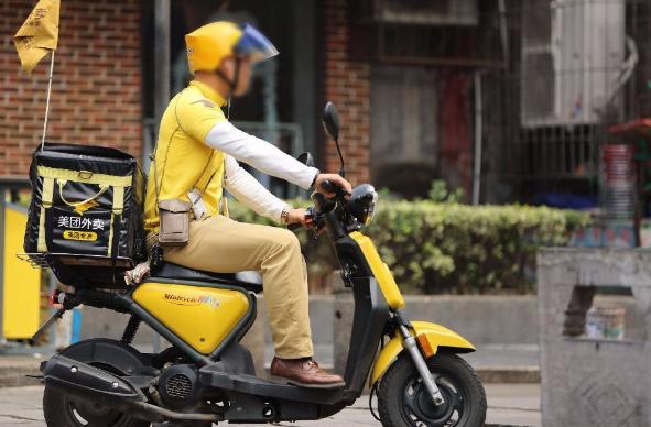 外卖小哥7个月深夜跑单,外卖小哥跑了2小时才挣4元