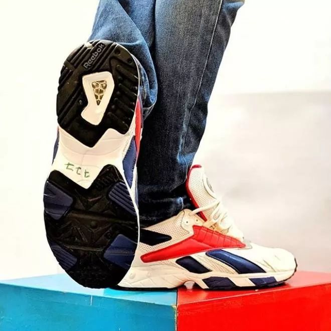 年轻人是不是不要玩游戏,年轻人不要老想着耍