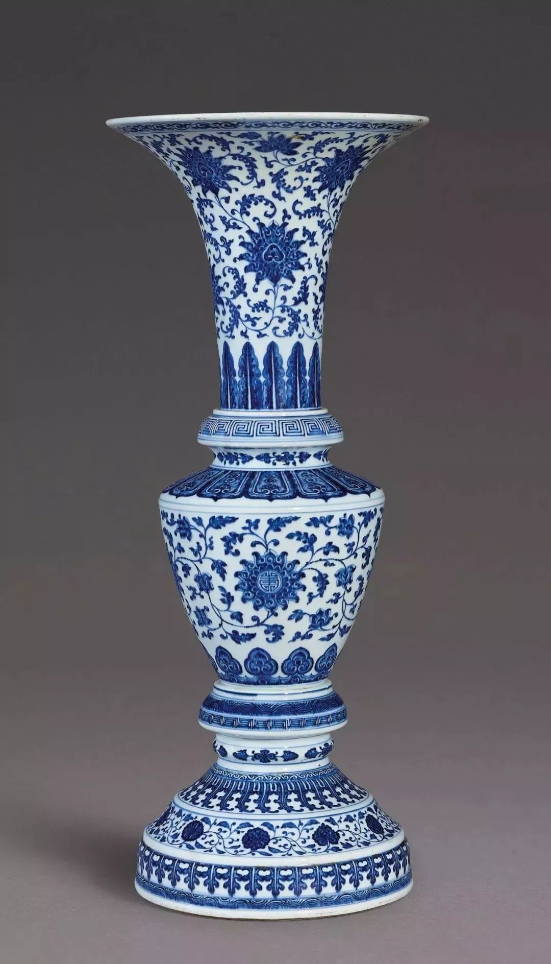 香港秋拍瓷器视频,佳士得香港秋拍重要中国瓷器