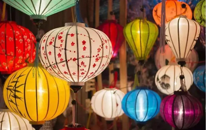 但愿人长久千里共婵娟跟中秋有关,但愿人长久千里共婵娟是写中秋吗