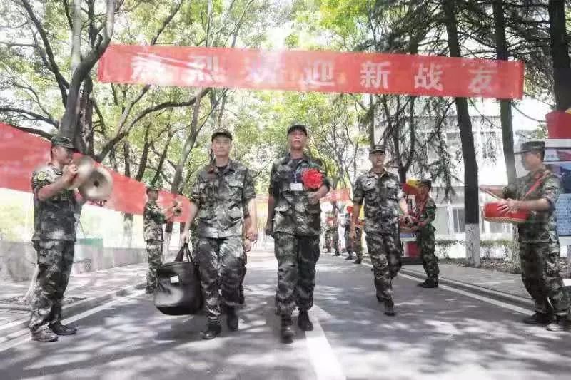 新兵进部队的故事,新兵讲述真实经历