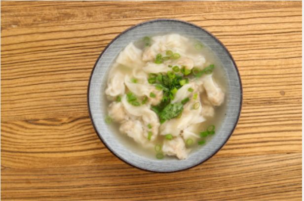 从4.4平档口到240家直营店，只做好一件事，让品牌活了25年