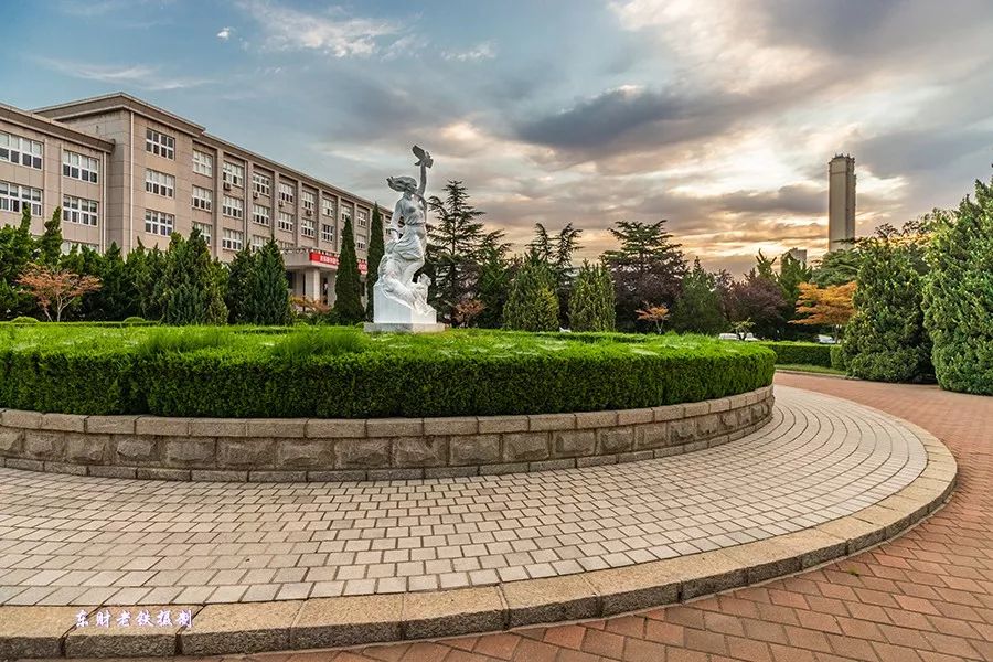 东财大学校园生活,东财校园实景图