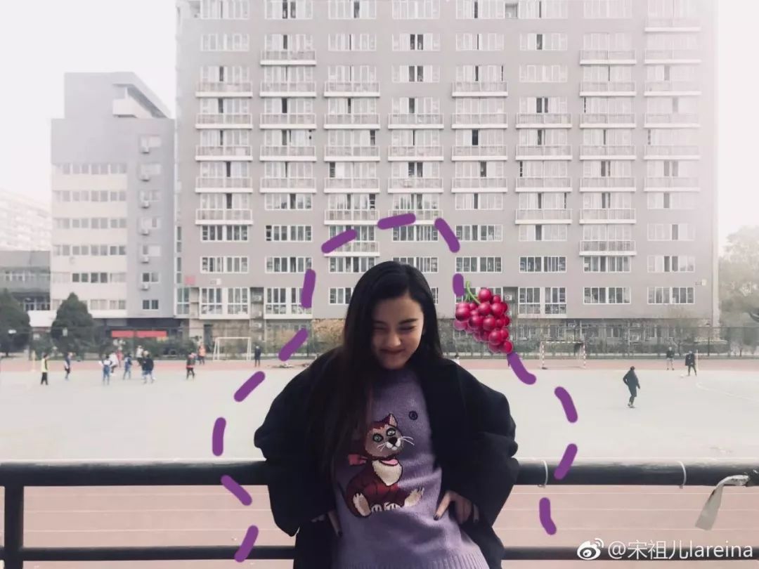 杨幂带货新成就,杨幂被称之为带货王