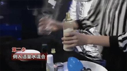 男童眼睛20分钟眼球被溶解,孩子眼球不小心被溶解视频谣言