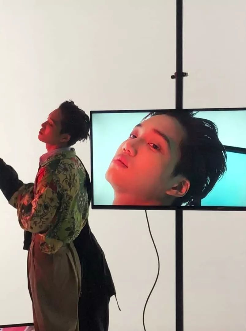 「人间GUCCI」那么多|咋就他被官方盖章了？