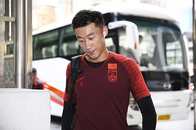 「992|热点」国足门将醉驾被刑拘！中国足协开出重磅罚单：“禁足”