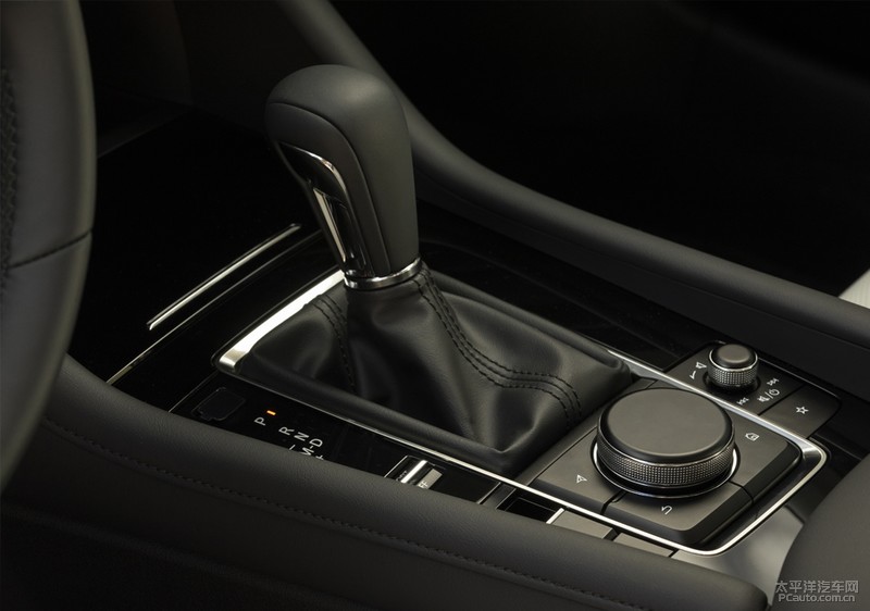 次世代马自达3昂克赛拉这款车怎么样 (mazda3昂克赛拉云控版是什么意思)