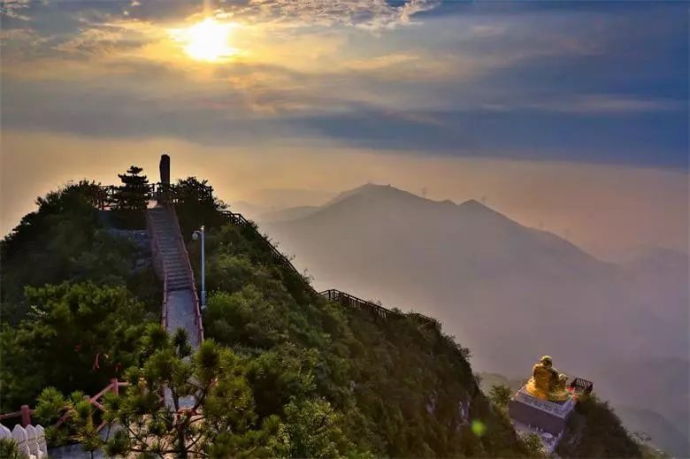 涓板彴閲戠鏂囧寲鏃呮父鏀荤暐,閲戠涓板彴璧忕帺鏀荤暐鍑虹倝