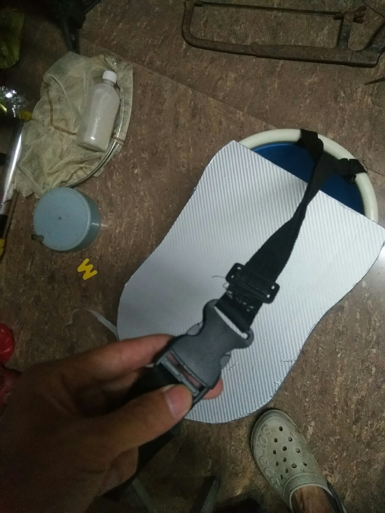 钓桶改装,水桶怎么改装钓桶