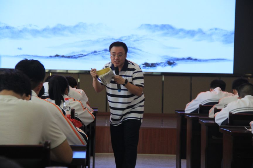 核心素养下高中语文课堂教学策略,指向核心素养的高中语文教学实践