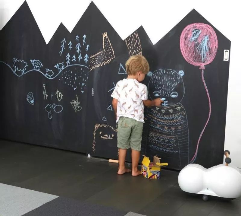 黄色墙壁脏了怎么消除小妙招,白色的墙壁脏了重刷怎么弄