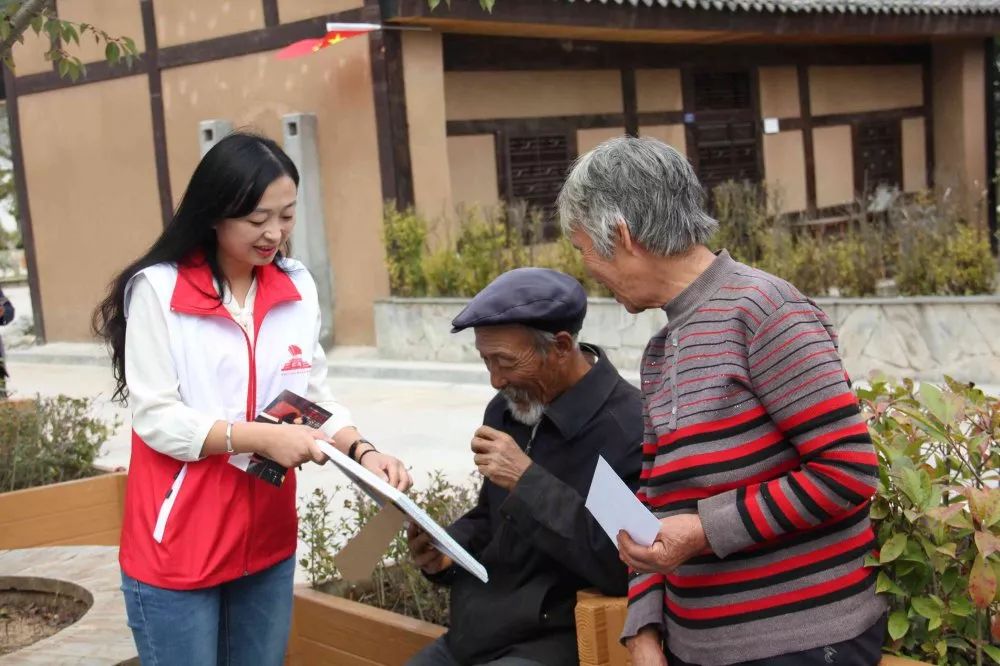 新时代文明实践情暖夕阳红,新时代文明实践者图片