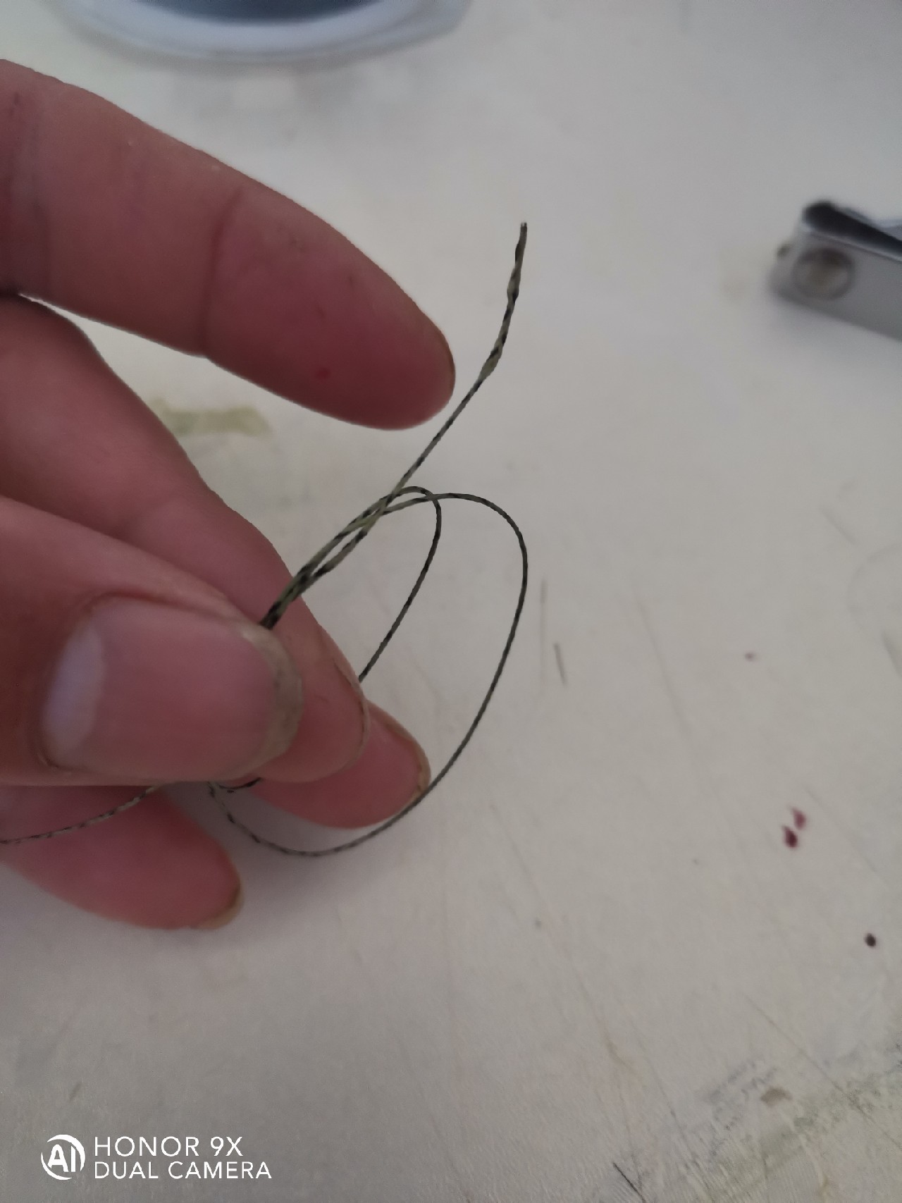 路亚串钩怎么绑线不缠线,怎么绑串钩才能不缠线