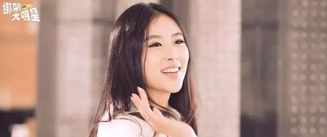 闈犳壆涓戣蛋绾㈢殑缃戠孩,闈犳檼涓戠収鐖嗙孩