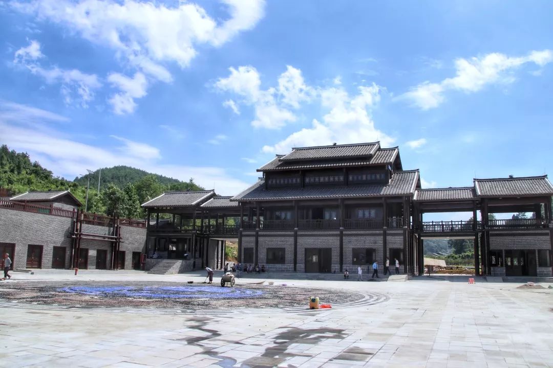 国庆期间贵阳出发自驾游路线,国庆小长假去哪玩贵阳