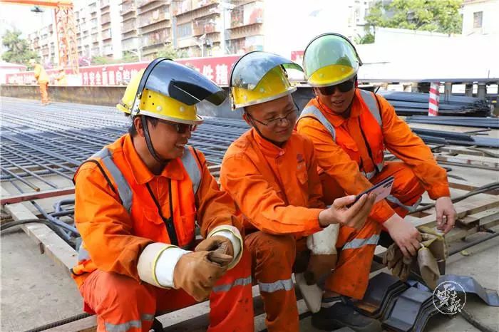 心与祖国同跃动，云南人昨天都在看直播