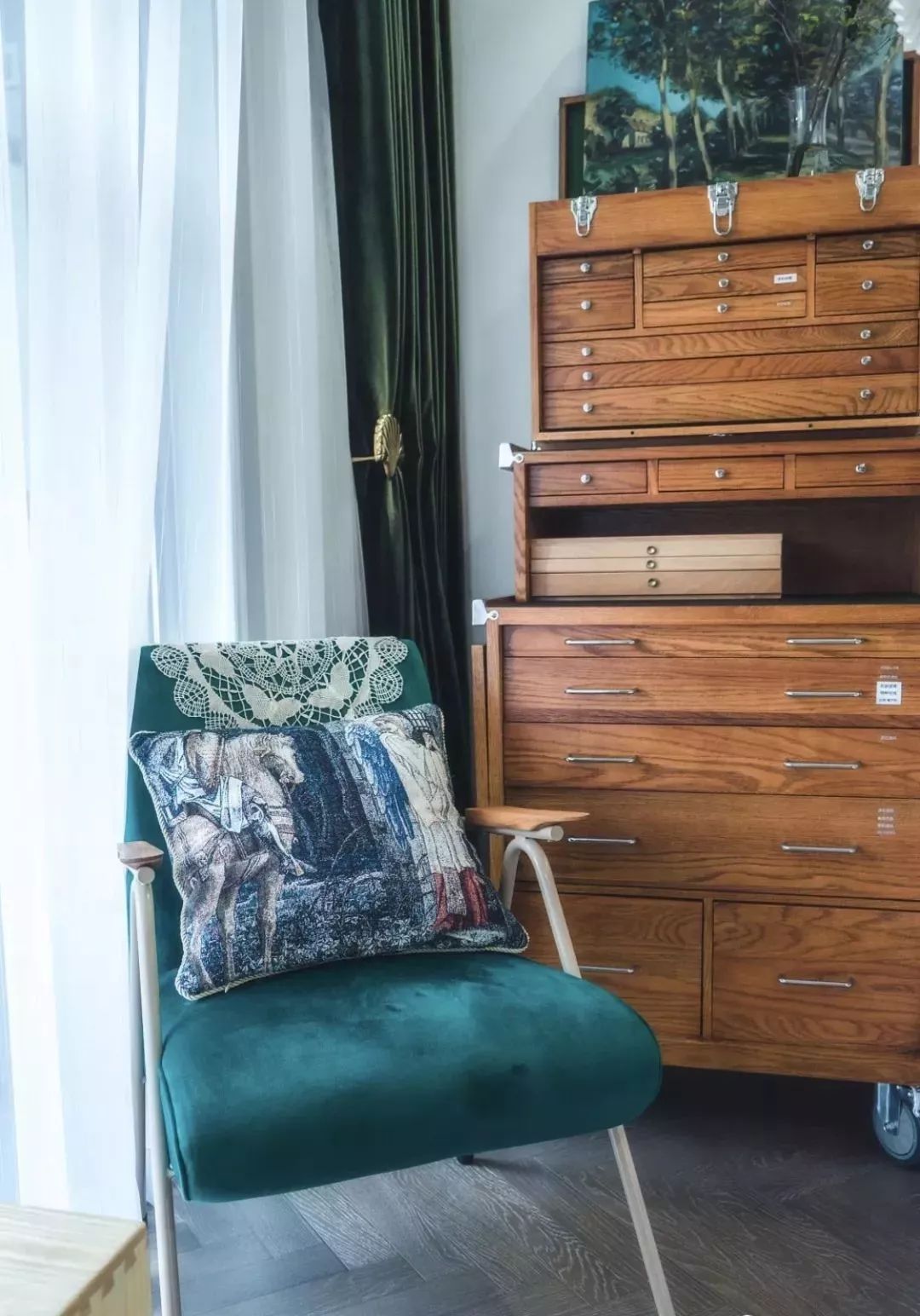 老气89㎡精装房变身杂志Vintage风！眼前一亮的32处细节，每个单品都想要