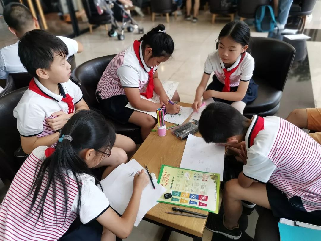 共谱拥军爱民乐章,共谱双拥情强军梦