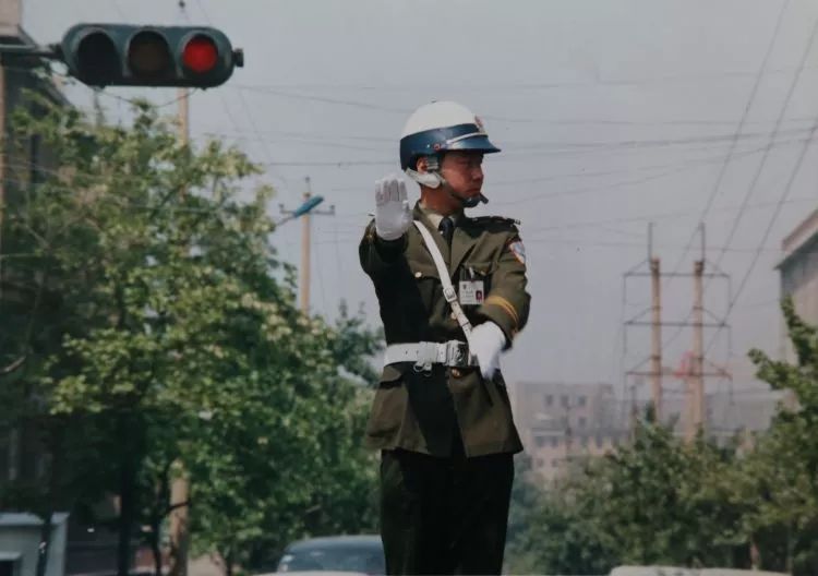 昔日吹口哨，今朝智能眼——看青岛政法工作70年巨变（公安篇）