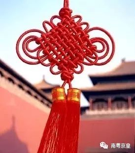 羊城飘逸着最傲娇的色彩——中国红，要的就是这个味儿