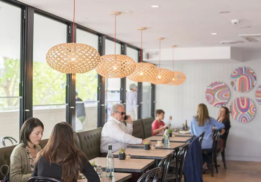 The Grounds x Maleficent限时出现,悉尼绝美Cafe化身暗黑仙女风!限定甜品相当吸睛