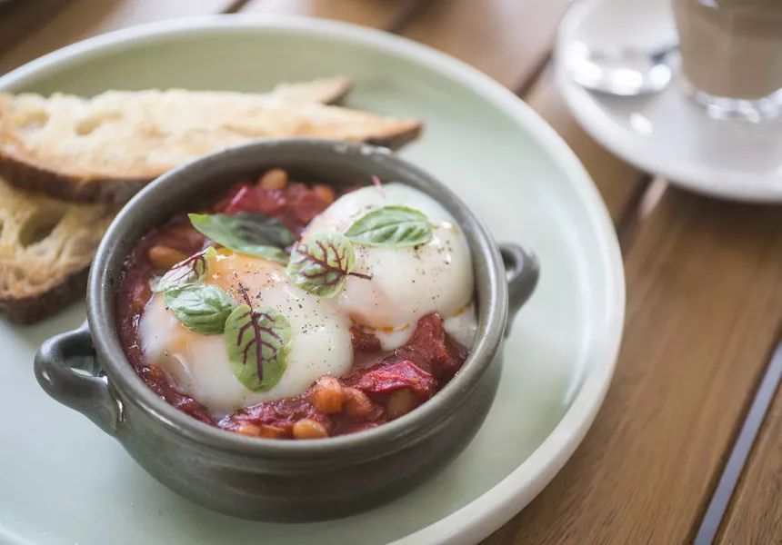 The Grounds x Maleficent限时出现，悉尼绝美Cafe化身暗黑仙女风！限定甜品相当吸睛