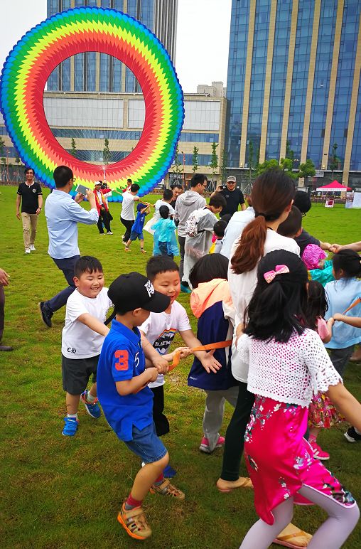 上海风筝大赛,松江举办大型比赛