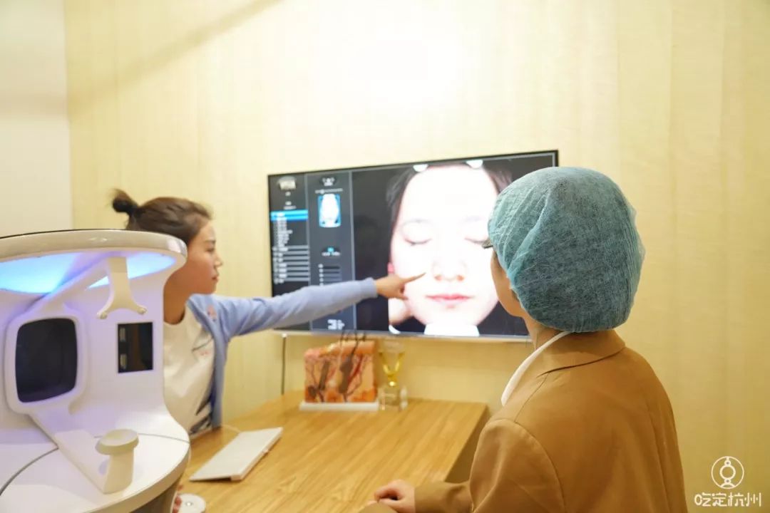 疯了！比1折还低！9店通用！火爆杭城的资深皮肤管理中心，唤醒秋日少女肌