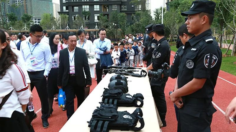 派出所开展护校安园,警方护校安园行动