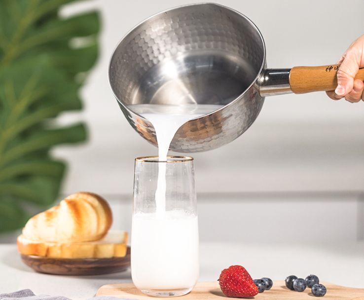 如果厨房只买四口锅买什么锅好呢,如果厨房只剩一个锅你留哪个