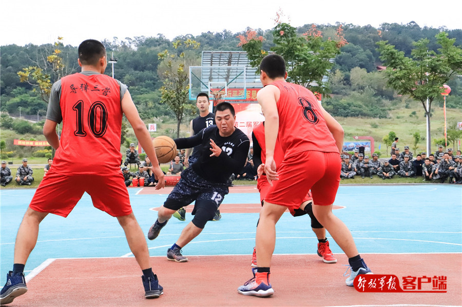 运动场当战场,火力全开军体运动会