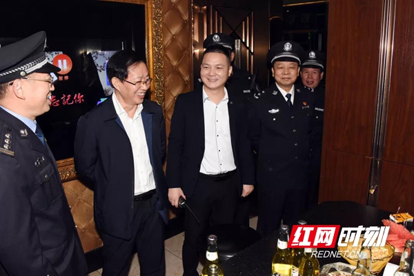 万警参战邵阳开展扫黑除恶集中清查行动