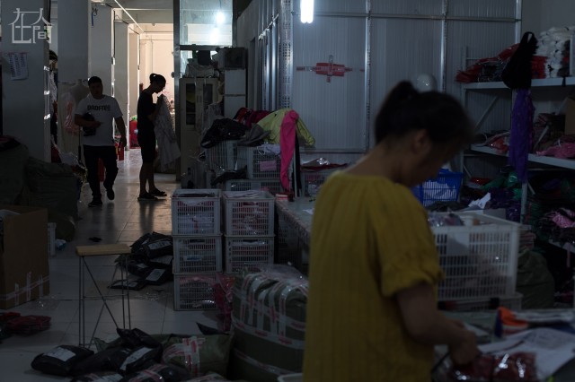 揭秘产品畅销全球的中国“情趣内衣小镇”