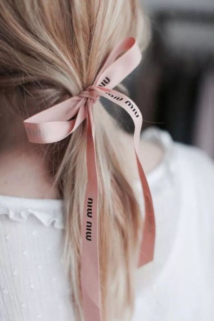 化妆品丝带怎么系,化妆品丝带礼盒系法