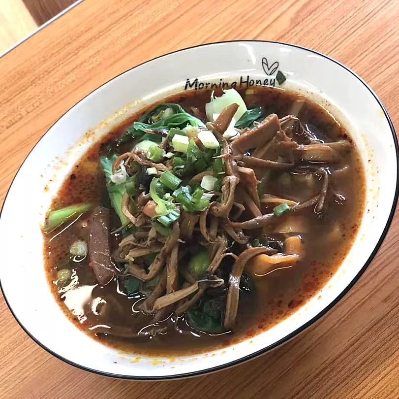 冲突与调和,新晋网红街区望平坊的素颜时光|城市觅食