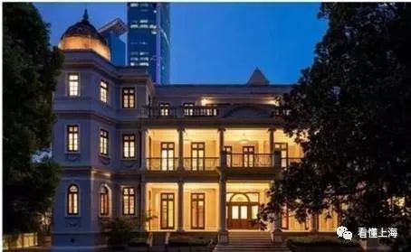 荣宅里的故事,荣姓的故事简短