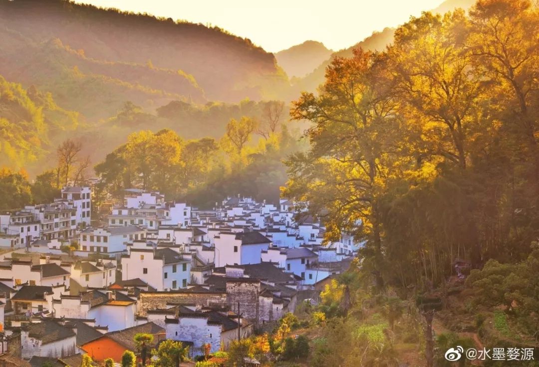 婺源篁岭晒秋什么最好看,婺源秋色正浓石城枫叶渐显红