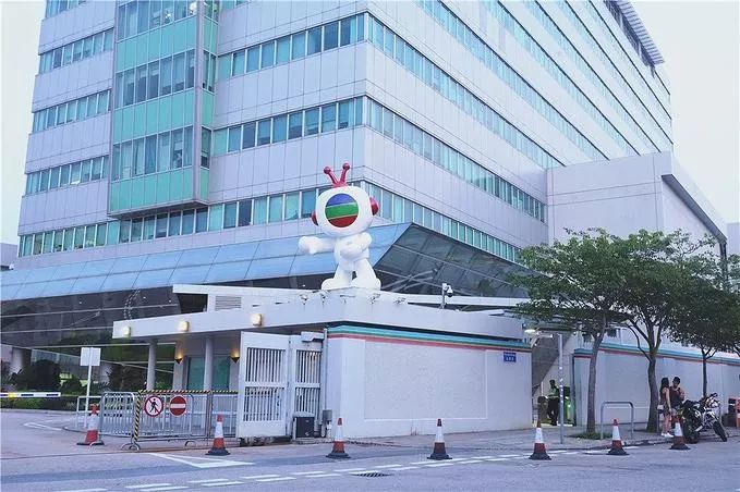 不创造欢乐的电视台是不道德的