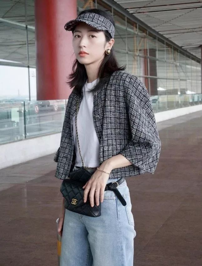 小香风如何穿更时髦,中长款黑色小香风怎么穿好看